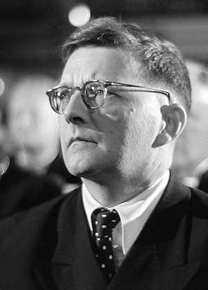 Dmitri_Shostakovich_credit_Deutsche_Fotothek_adjusted.jpg